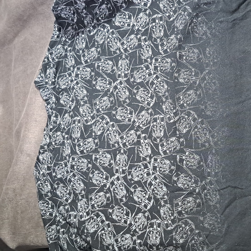 Star Wars Fear The Dark Side Darth Vader Print Black White Graphic Tee VG L - Picture 6 of 7